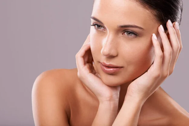 What You Need to Know Before Booking Your Dermaplaning Appointment